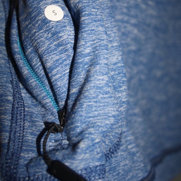 Small - NEW Lulu Lemon - Women's Sweater - Picture 6 of 6